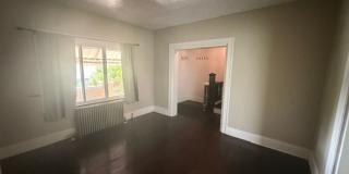 Beautiful Home for Rent Gallery 8