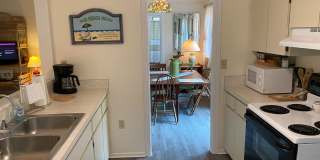 Nokomis Beachy Bungalow (Off Season) Gallery 4
