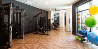 Live 8 West Gallery 31