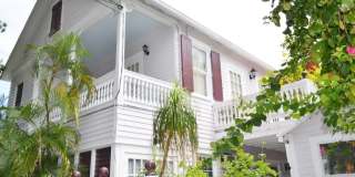 Furnished 1 bedroom 1 Bathroom in Old Town Gallery 1