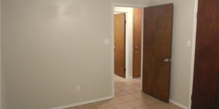 118 E Iris Avenue Gallery 19