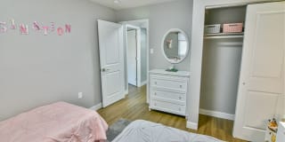 Verona at District Gallery 25