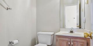 7059 KINGS MANOR DR Gallery 9