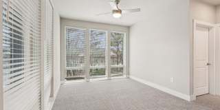 915 Glenwood Apartments at Grant Park Gallery 23