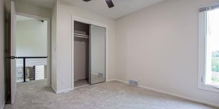 Beautifully Remodeled Modern 5 Bedroom / 3 Bath Home Near Millard North Gallery 38