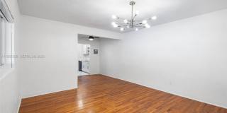 428 Collins Ave Gallery 8