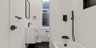 2921 W Oxford St. Gallery 13