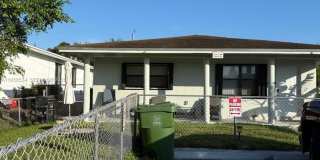 208 NW 7th ST Gallery 1