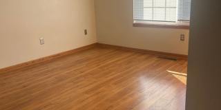 Spacious, corner lot 3-bedroom, 2-bath duplex in Iowa City Gallery 9