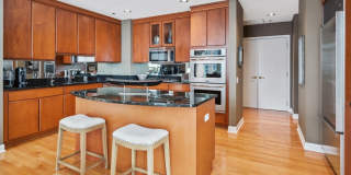 445 E N Water Street Gallery 13