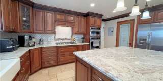 5418 Saratoga Gallery 3