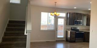 Beautiful Home in Bend's Desirable Farmington Reserve Gallery 4