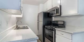 Racquet Club Apartments Gallery 24