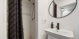 2154-B Union St Gallery 6