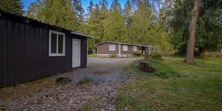 2 Bed / 2 Bath Home with 4-Car Garage, Large Yard & RV Parking in Graham! Gallery 11