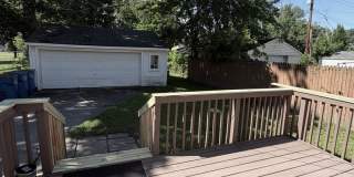 Cozy 2 bedroom Ranch in Warren Gallery 6
