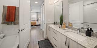 Mira at Palmer Ranch - 55+ Senior Living Community Gallery 8