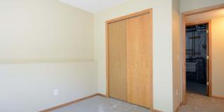 Beautiful 3 bedroom + Den, 2 Bathroom, 3 car garage single family home. MUST SEE! Gallery 7
