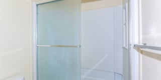 Piikoi Atrium - studio,1 bath with 1 covered parking stall Gallery 22