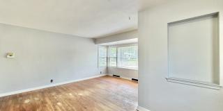 1353 Euclid Avenue Gallery 16