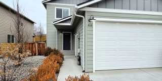 3-Bed, 2.5-Bath Townhome w/ 2-Car Garage Gallery 1