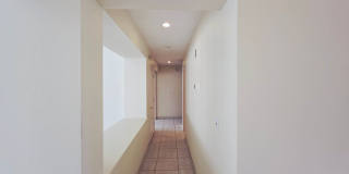 Single Story Home w/Pool in The Lakes! Gallery 24