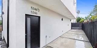 5346 1/2 Oakland Street Gallery 36