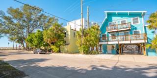 113 4th Ave Gallery 47