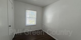 43 E 50th Ct N Gallery 8