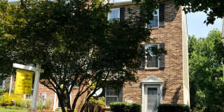 Charming End-Unit Townhouse in Mt. Airy Manor Community Gallery 1