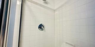 End-Unit 3BR Townhome Minutes to NCSU, Downtown & Crossroads Gallery 19