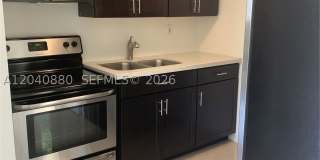 2715 Tigertail Ave 2715 Tigertail Ave Gallery 1