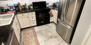 Charming 2 Bedroom Condo in Boulder's Powderhorn Community Gallery 10