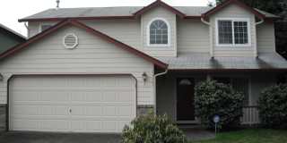 Spacious home and yard ready for you! Gallery 1