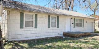 3 Bed 1 Bath with Garage Gallery 1