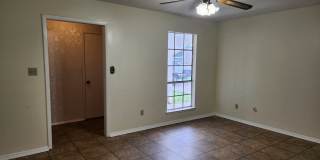 1917 Graveline Rd Gallery 3