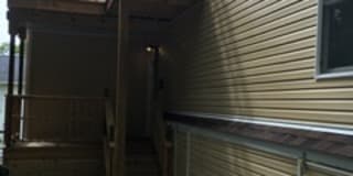 208 1/2 W Washington St - Unit C Gallery 2