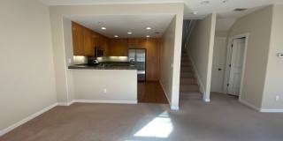 3 BD/3.5 BA Townhouse in downtown Livermore Station, No Pets Gallery 6