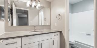 Rise Lakeside Gallery 28