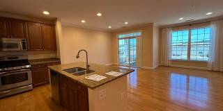 Glenwood Station Condo Gallery 1