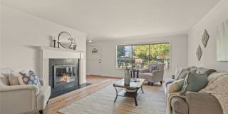 Spacious rambler-style 4 bed 2 bath house in Edmonds Spacious rambler-style 4 bed 2 bath house in Edmonds Gallery 5