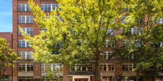 Very Large 1 Bedroom with Den in Belltown - Parking and Water/Sewer/Trash Included Very Large 1 Bedroom with Den in Belltown - Parking and Water/Sewer/Trash Included Gallery 1