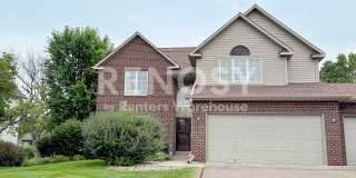 Executive Home Avail Now in Shakopee! Gallery 1