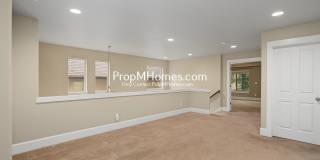Beautiful Three Bedroom Home in Bethany - Available Now! Gallery 11