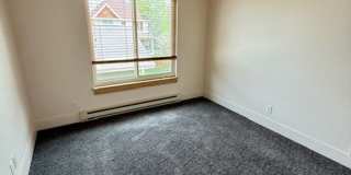MOVE IN TODAY 1 Bedroom, 1 bathroom Spacious Apartment - Apartment above garage space. MOVE IN TODAY 1 Bedroom, 1 bathroom Spacious Apartment - Apartment above garage space. Gallery 16