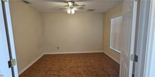 3007 SW Santa Barbara Place Gallery 3