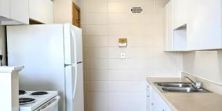 300 West Fuller Avenue - 11 Gallery 8