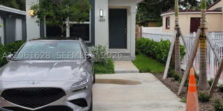 1809 NW 8th Pl Gallery 1