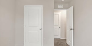 166 CHARMING FOREST Avenue Gallery 20