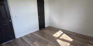 561 Singer Drive - B Gallery 46